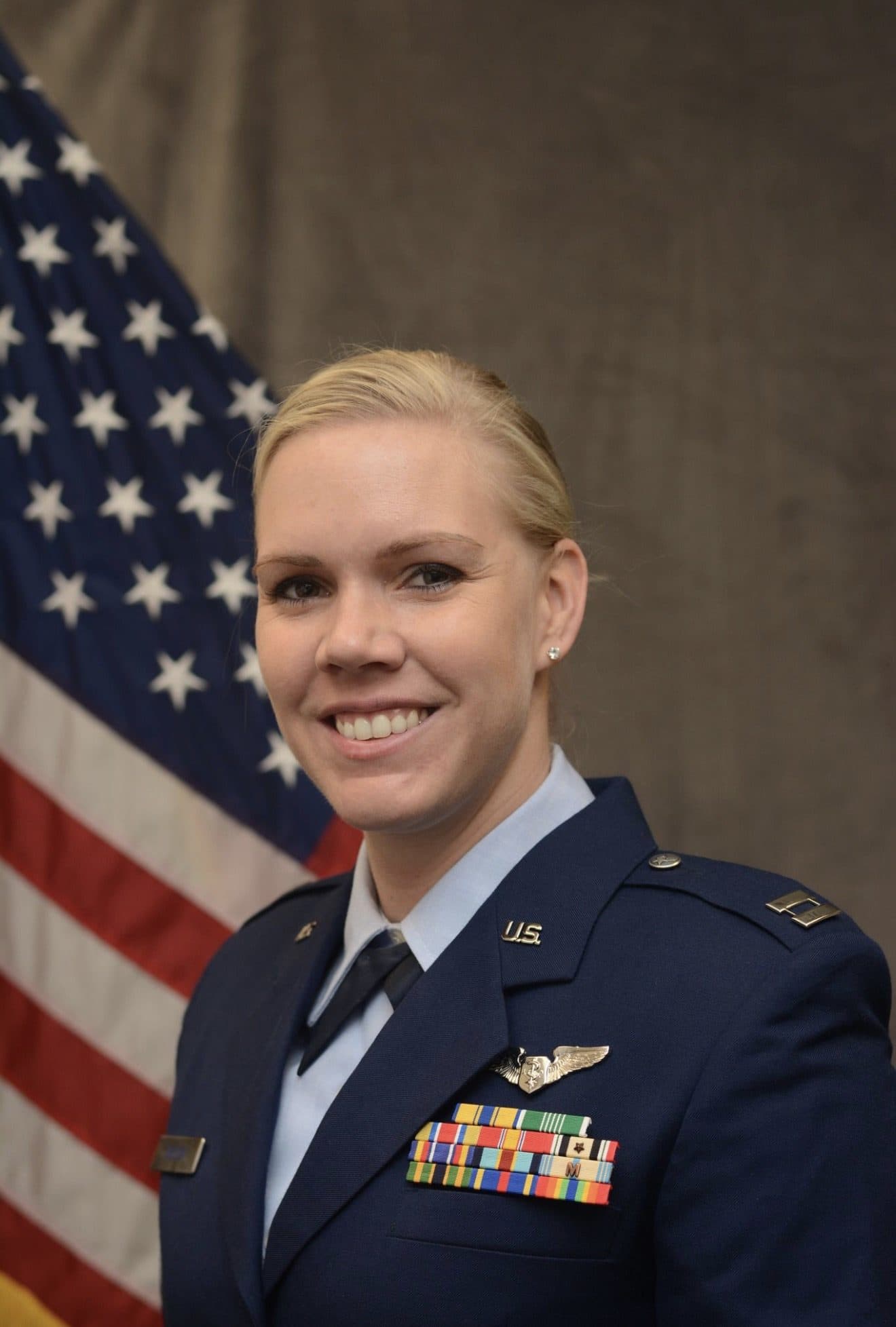 Official U.S. Air Force portrait of Jessica Frazier